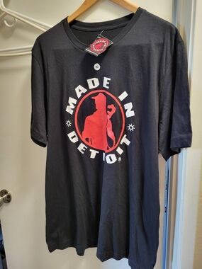 Made in Detroit Original Men's Black Graphic Tee with Red Logo XL NWT